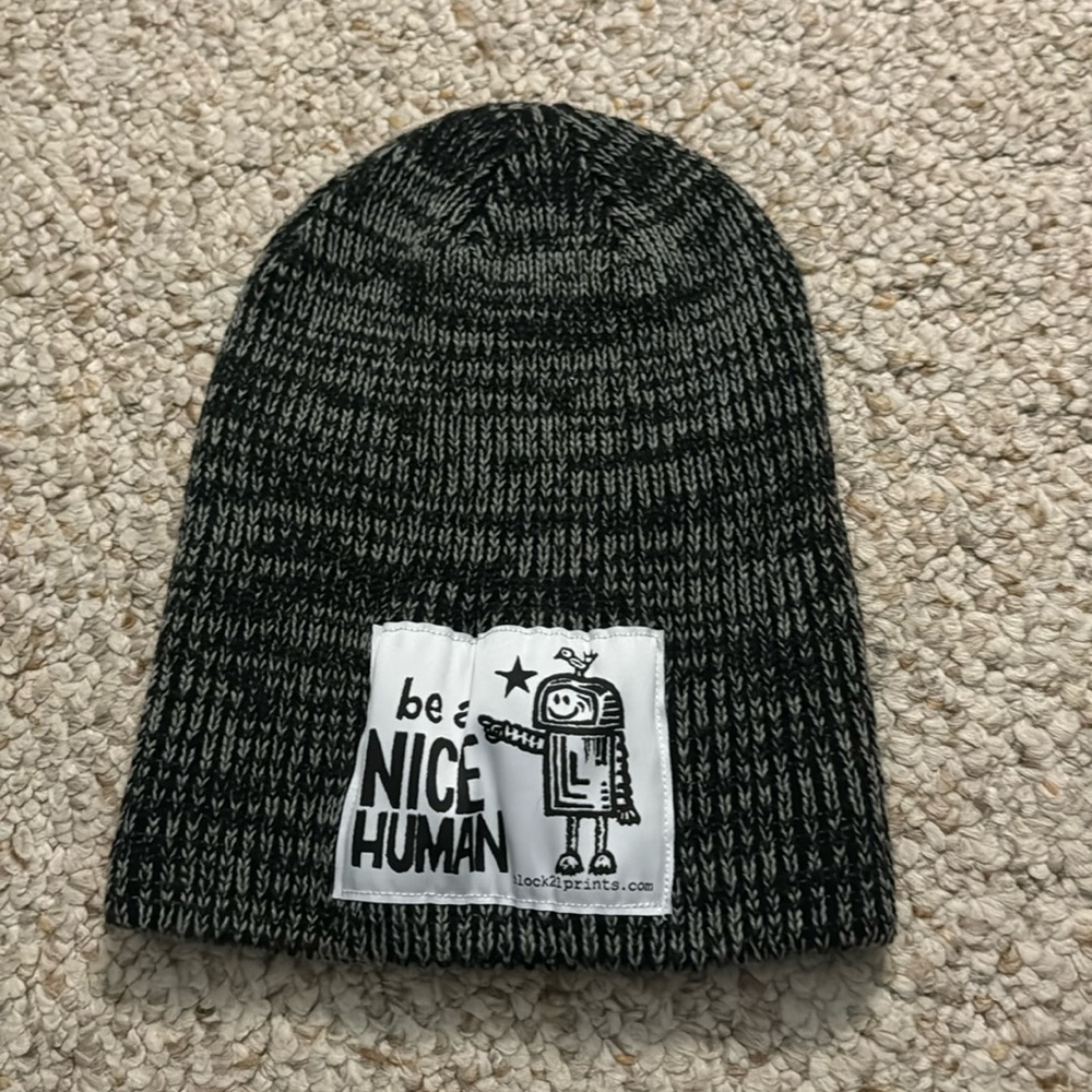 block 21 print beanie